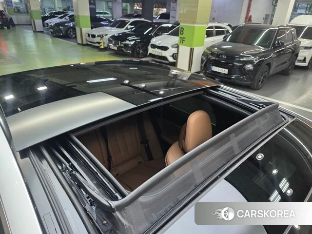 Mercedes-Benz E-Class W214 2025 Белый из Кореи, фото 5