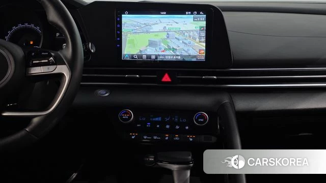 Hyundai Avante Hybrid (CN7) 2023 Белый из Кореи, фото 5