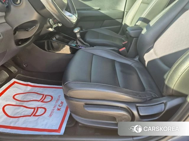 Kia Stonic 2020 Синий из Кореи, фото 5