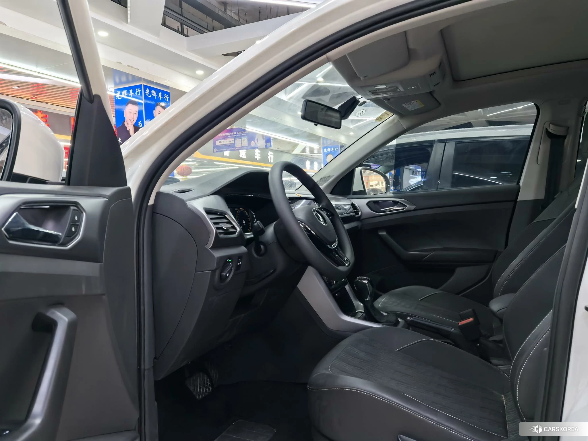 Volkswagen T-Cross 2021 Белый из Китая, фото 5