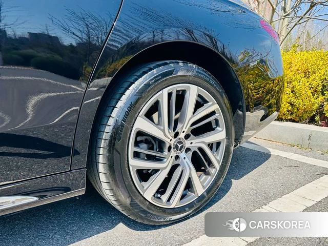 Mercedes-Benz E-Class 2025 Черный из Китая, фото 5