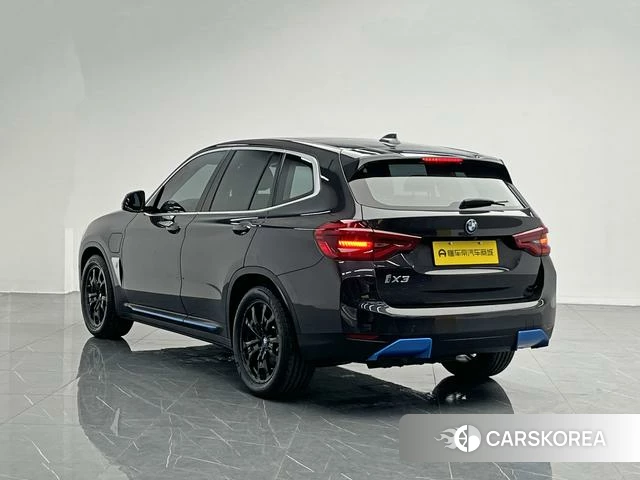BMW iX3 2021 Темно-серый из Китая, фото 5