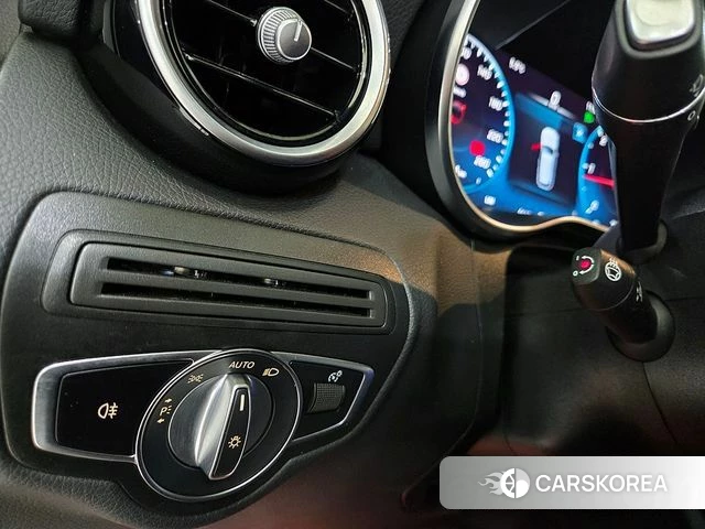 Mercedes-Benz GLC-Class X253 2021 Белый из Кореи, фото 5