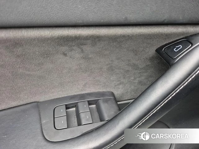 Tesla Model Y 2021 Белый из Кореи, фото 5