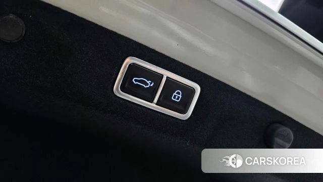 Hyundai Grandeur Hybrid (GN7) 2024 Белый из Кореи, фото 5