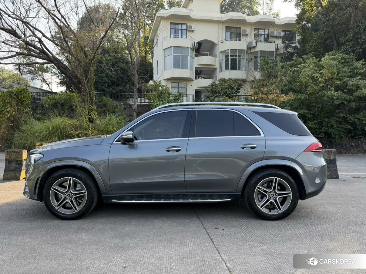 Mercedes-Benz GLE 2022 Темно-серый из Китая, фото 5