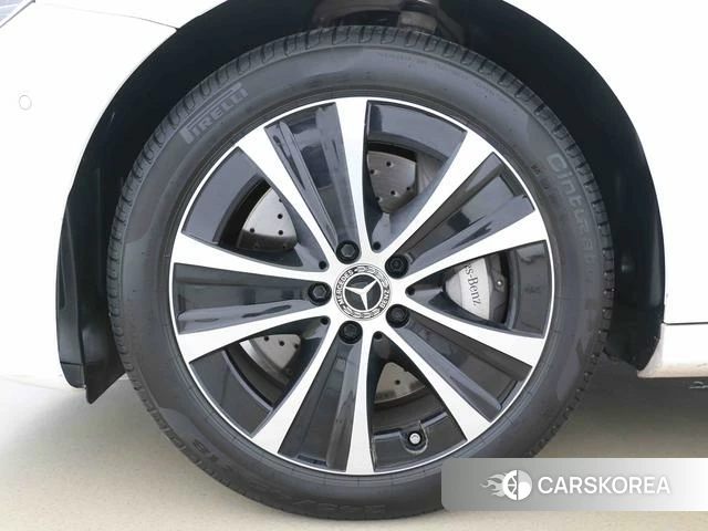 Mercedes-Benz E-Class 2023 Белый из Китая, фото 5