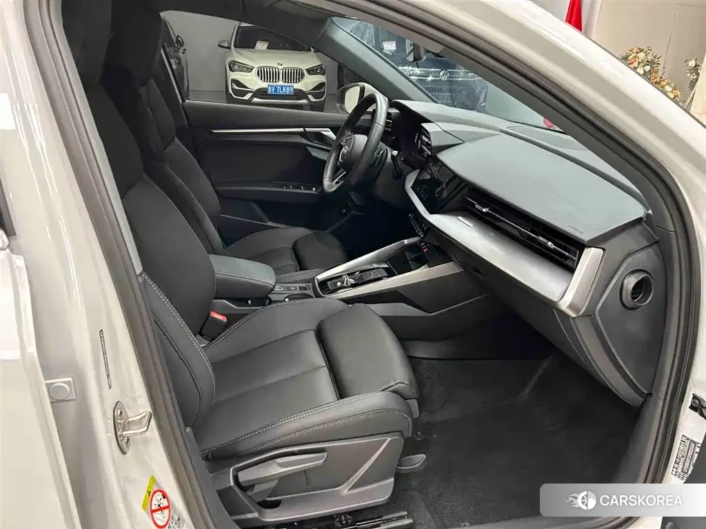 Audi A3 2023 Белый из Китая, фото 5