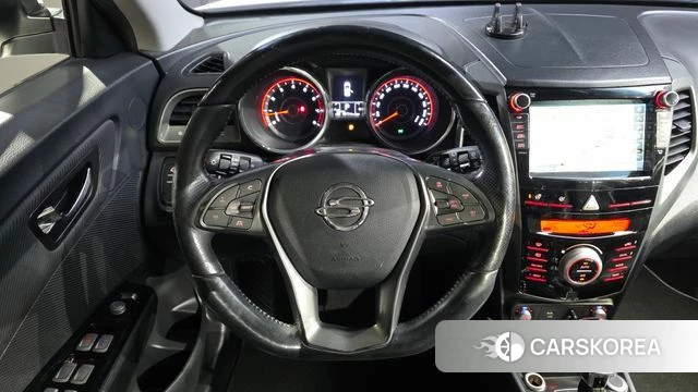 Ssangyong Tivoli Armor 2018 Белый из Кореи, фото 5