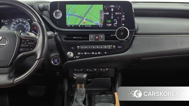 Lexus ES300h 7th generation 2022 Черный из Кореи, фото 5