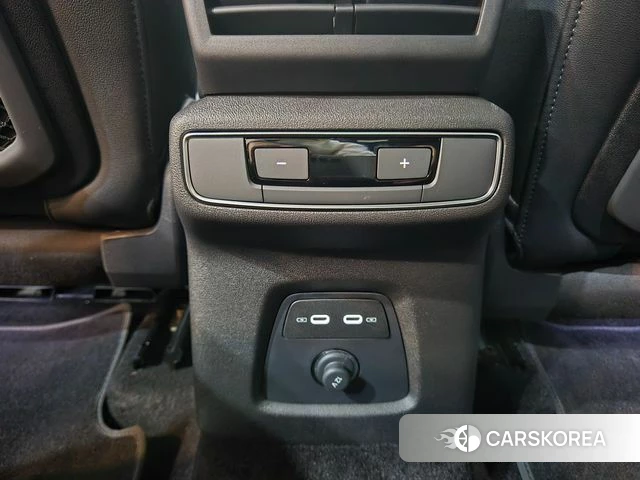 Audi Q4 e-Tron (F4) 2026 Белый из Кореи, фото 5