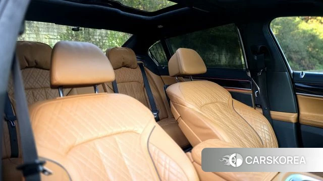 BMW 7 Series (G11) 2021 Черный из Кореи, фото 5