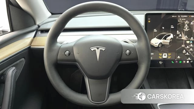 Tesla Model Y 2023 Белый из Кореи, фото 5