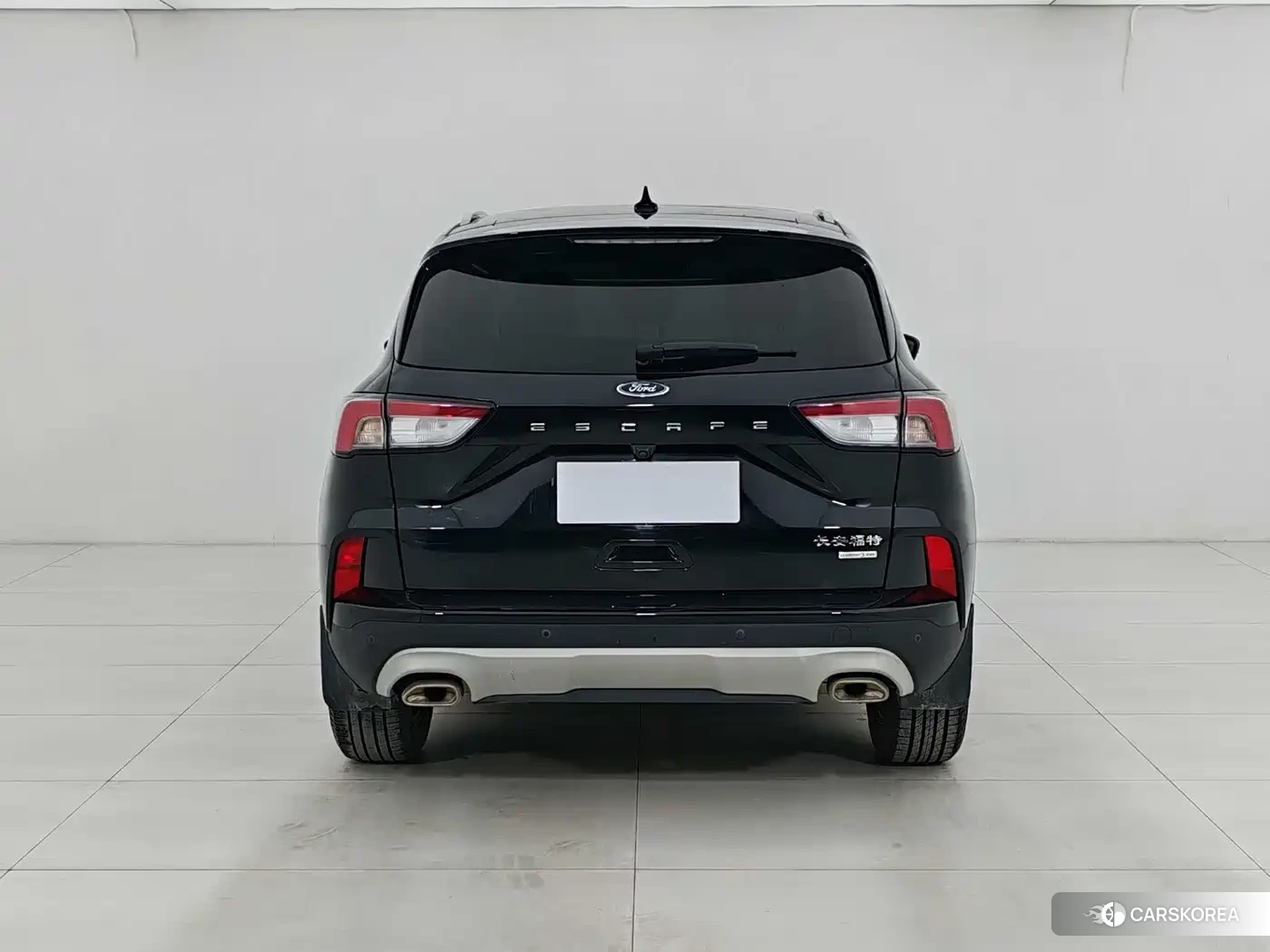 Ford Escape 2023 Черный из Китая, фото 5
