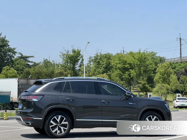 Volkswagen Tayron 2024 Черный из Китая, фото 5