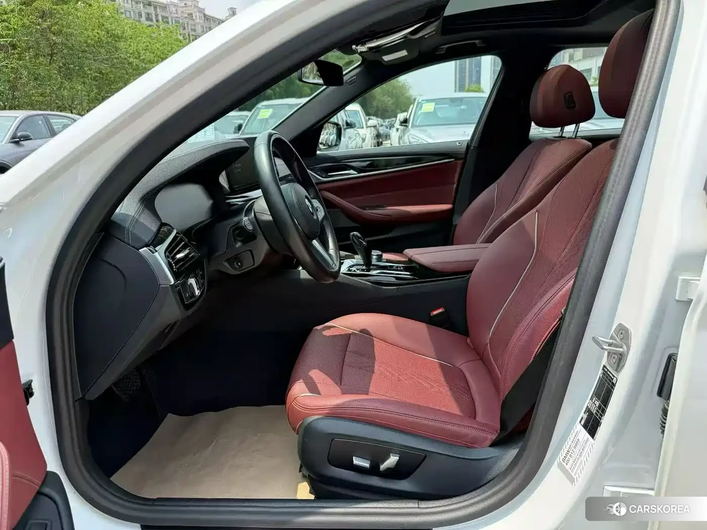 BMW 5 series 2024 Белый из Китая, фото 5