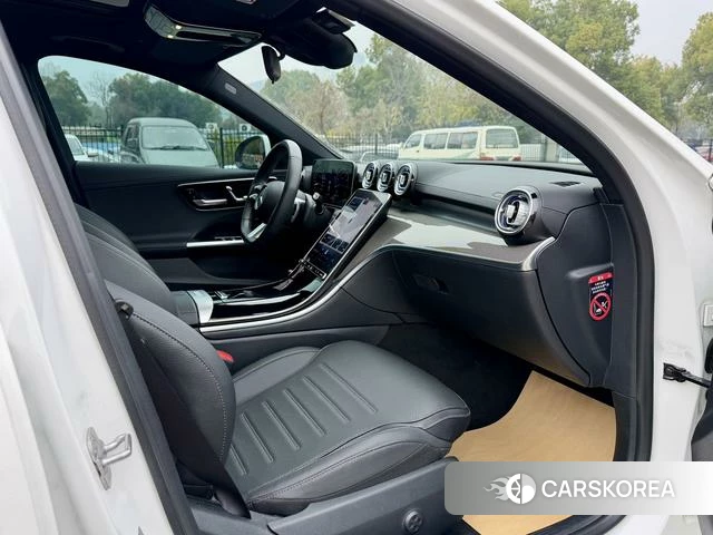 Mercedes-Benz C-class 2024 Белый из Китая, фото 5