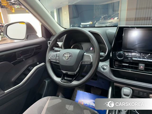 Toyota Highlander 2023 Белый из Китая, фото 5