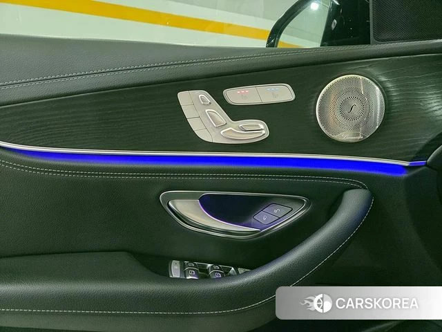 Mercedes-Benz E-Class W213 2023 Черный из Кореи, фото 5