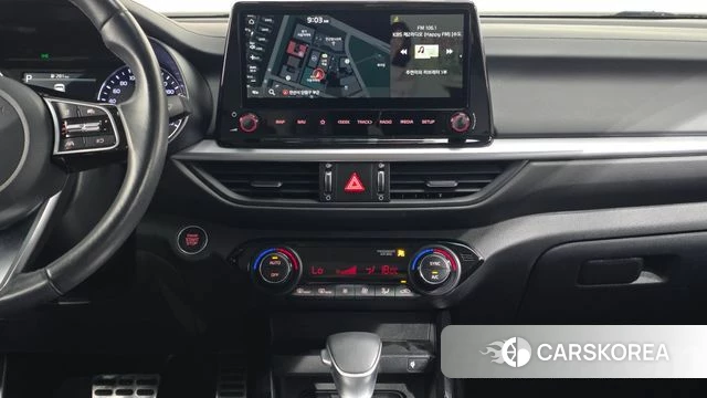 Kia The New K3 2nd generation 2023 Белый из Кореи, фото 5