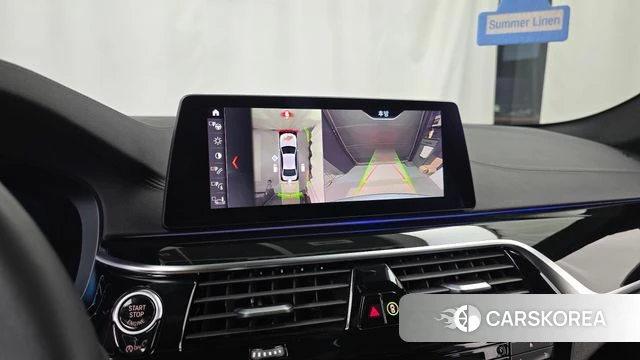 BMW 5 Series (G30) 2019 Серебристо-серый из Кореи, фото 5