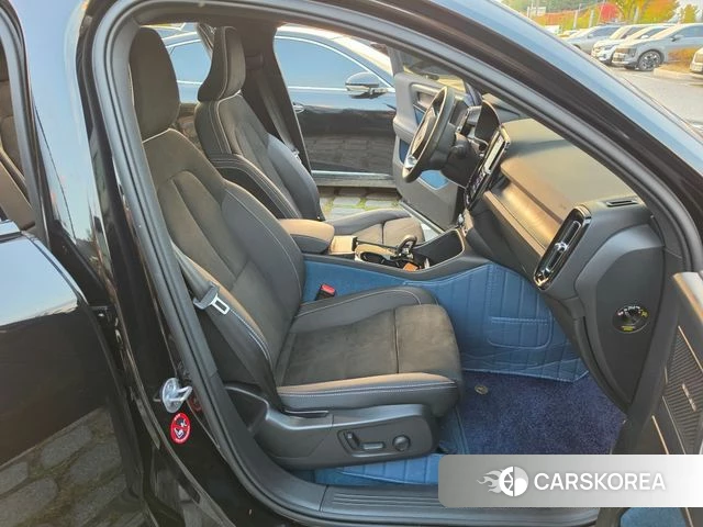 Volvo C40 Richards 2024 Черный из Кореи, фото 5