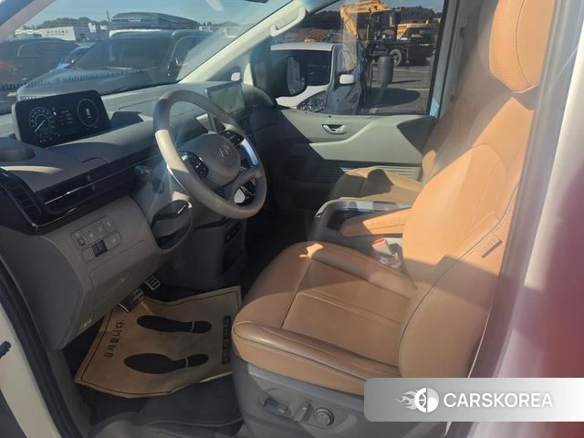 Hyundai Staria 2024 Белый из Кореи, фото 5
