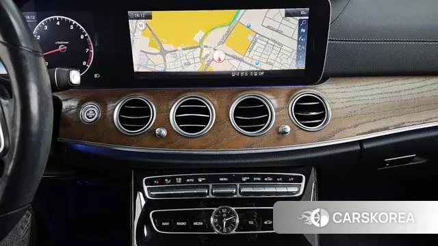 Mercedes-Benz E-Class W213 2019 Белый из Кореи, фото 5