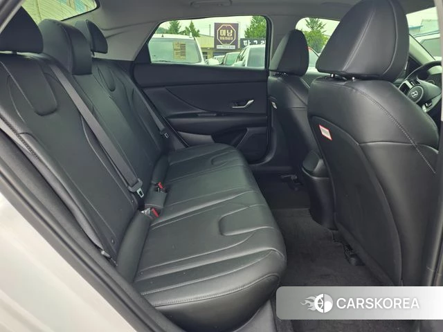 Hyundai Avante (CN7) 2022 Белый из Кореи, фото 5
