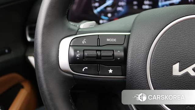 Kia Sportage 5th Generation 2023 Белый из Кореи, фото 5