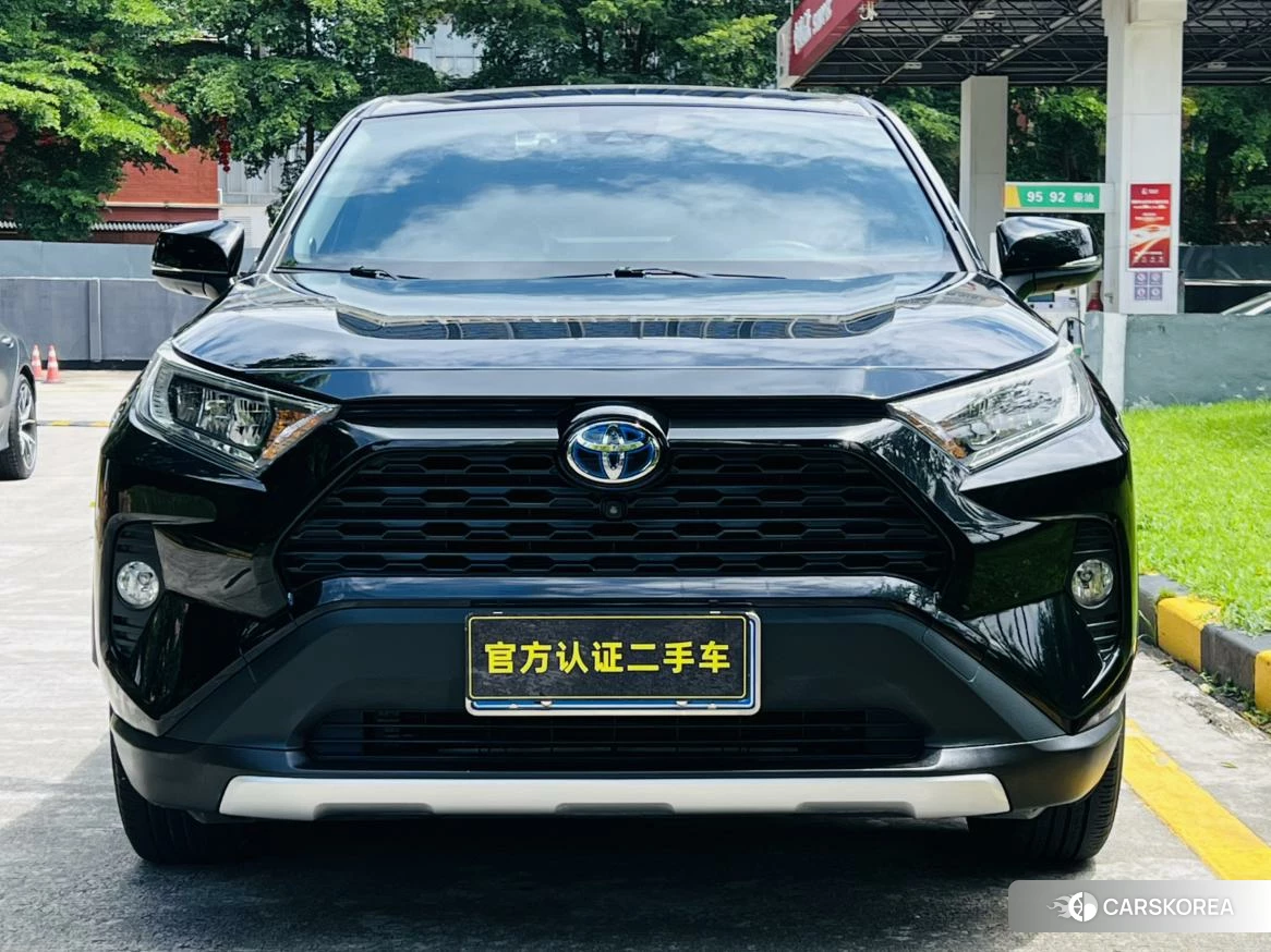 Toyota RAV4 2022 Черный из Китая, фото 5