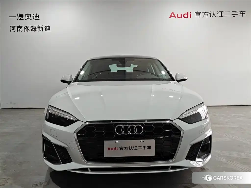 Audi A5 2023 Белый из Китая, фото 5