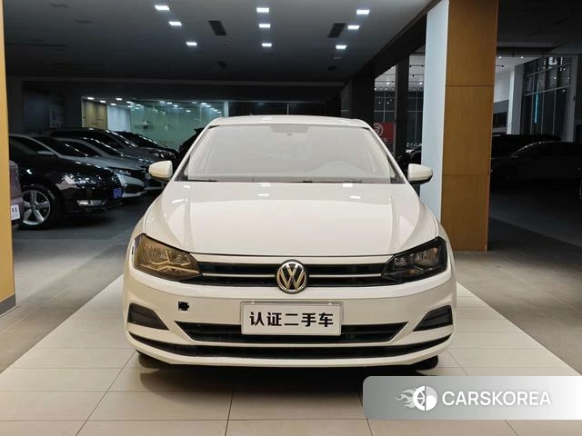 Volkswagen Polo 2023 Белый из Китая, фото 5