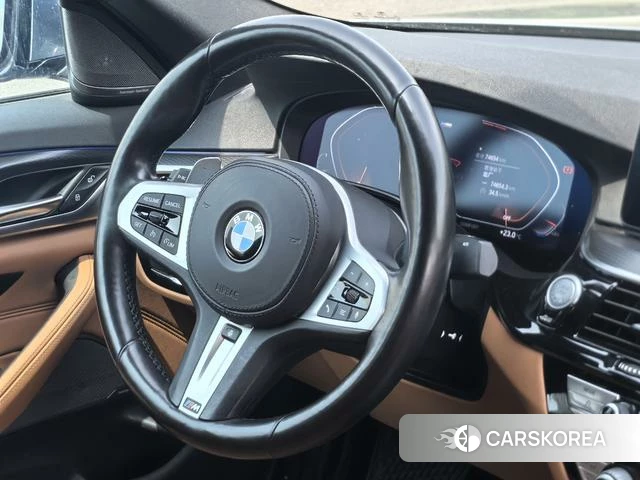 BMW 5 series 2021 Темно-серый из Китая, фото 5