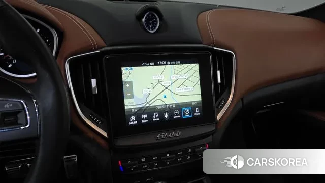 Maserati Ghibli 2020 Белый из Кореи, фото 5