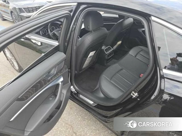 Audi A6 (C8) 2021 Черный из Кореи, фото 5