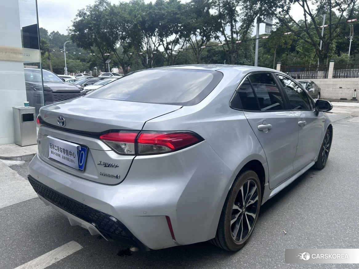 Toyota Levin 2020 Серебристо-серый из Китая, фото 5