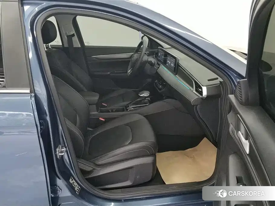 Ford Escort 2022 Синий из Китая, фото 5