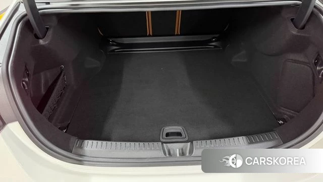 Mercedes-Benz E-Class W214 2026 Белый из Кореи, фото 5