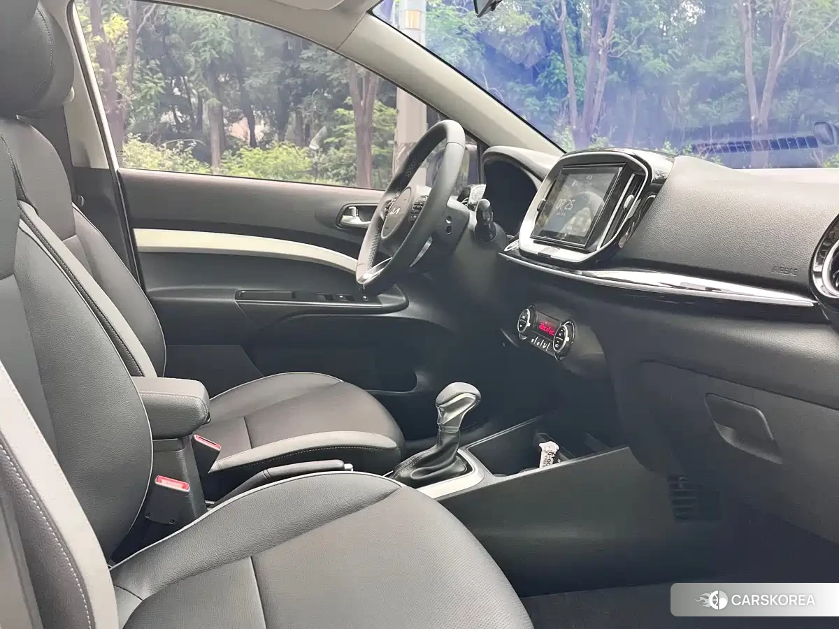 Kia KX1 2023 Белый из Китая, фото 5