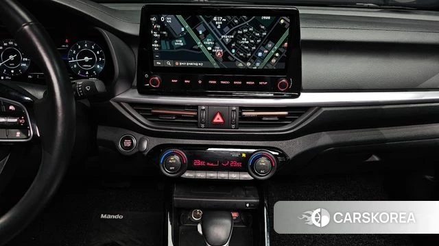 Kia The New K3 2nd generation 2022 Белый из Кореи, фото 5