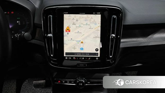 Volvo C40 Richards 2022 Белый из Кореи, фото 5