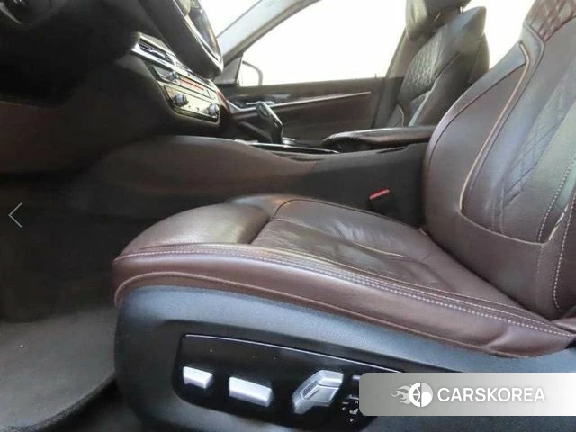 BMW 5 Series (G30) 2018 Черный из Кореи, фото 6