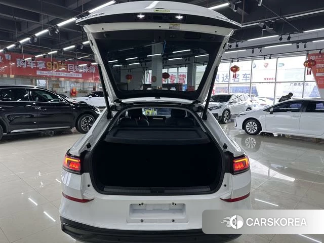 Volkswagen Lamando 2022 Белый из Китая, фото 5