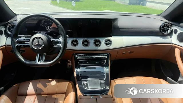 Mercedes-Benz E-Class 2021 Белый из Китая, фото 5