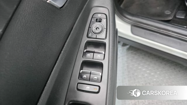 Hyundai The New Santa Fe 2022 Белый из Кореи, фото 5