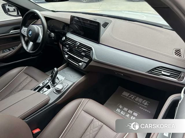 BMW 5 series PHEV 2024 Белый из Китая, фото 5