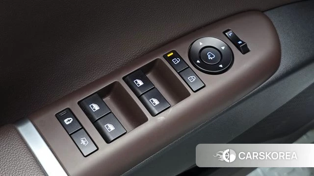Hyundai Grandeur Hybrid (GN7) 2023 Белый из Кореи, фото 5