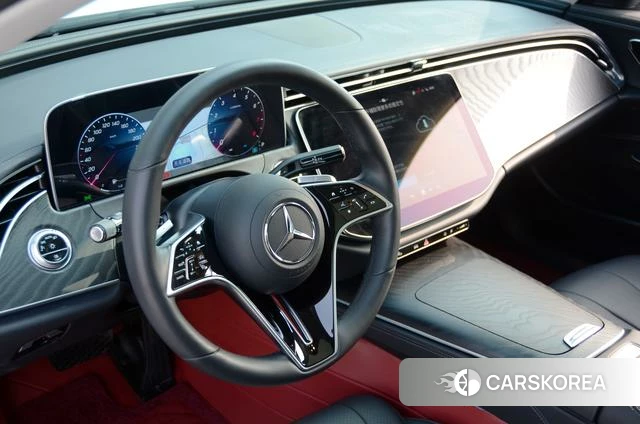 Mercedes-Benz E-Class 2024 Белый из Китая, фото 5