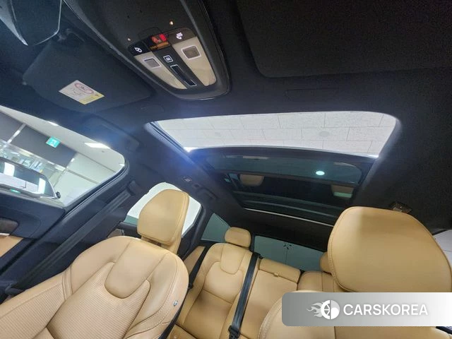 Volvo V90 Cross-Country 2024 Серый из Кореи, фото 5